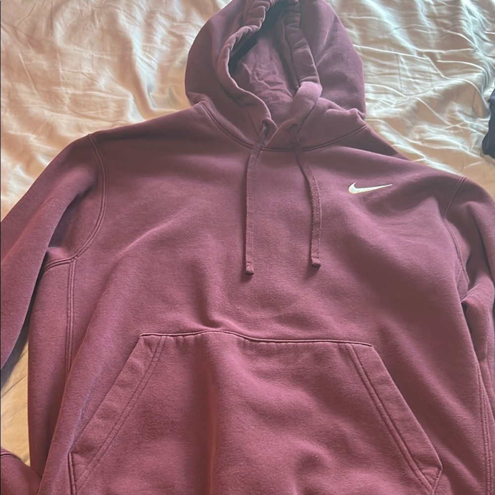 Nike Men's Small Maroon/Burgandy Hoodie